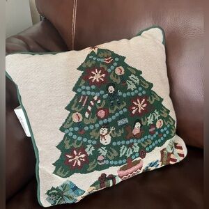 Unbranded embroidered Christmas tree mini pillow
